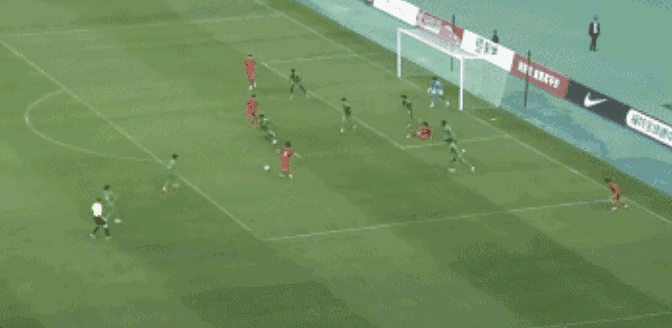 费德勒在切尔西比赛中连败,连败引发热议! 费德勒在切尔西比赛中连败,连败引发热议!